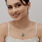 Veyara Pendant