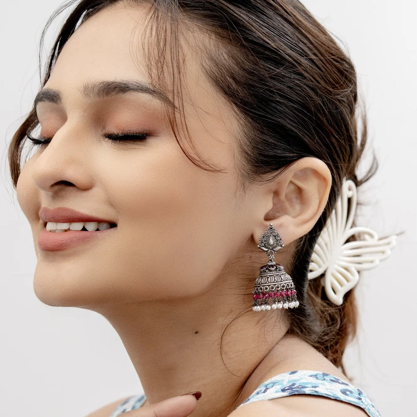 Aarunya Jhumka