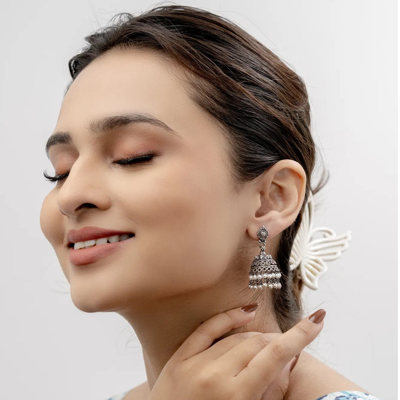 Prakriti Jhumka
