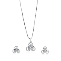 Varnika  Pendant Set
