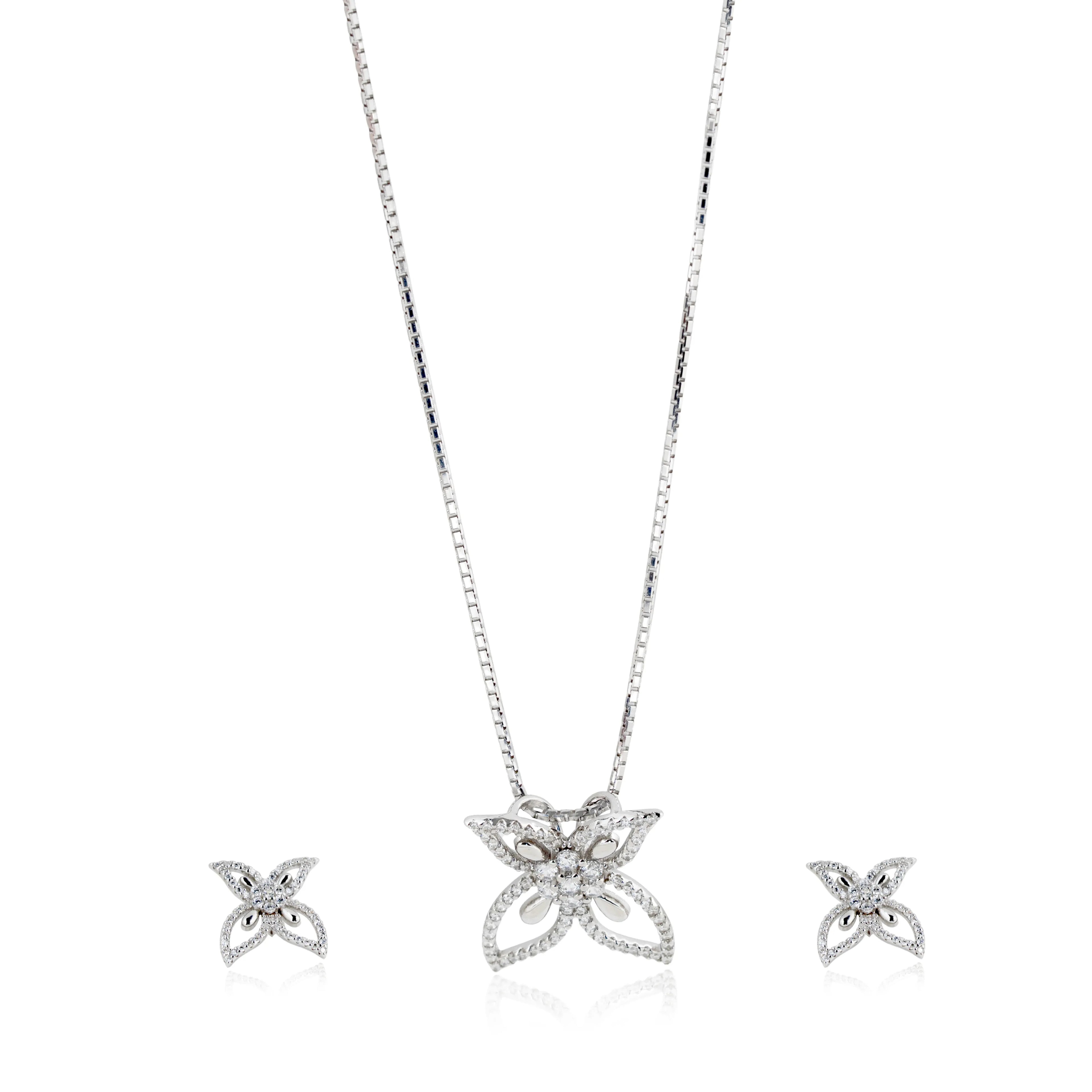 Yanika  Pendant Set