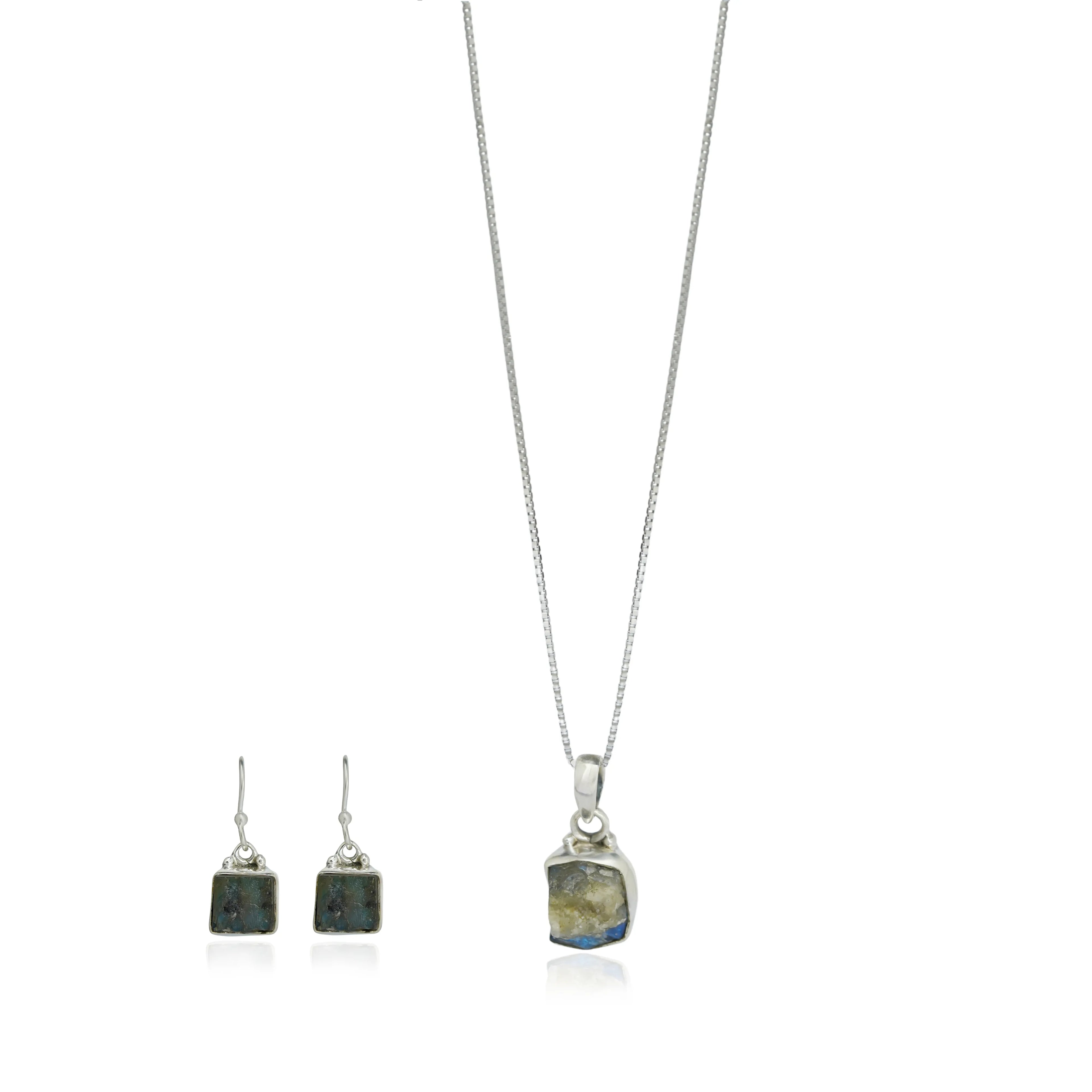 Gulshika  Pendant Set
