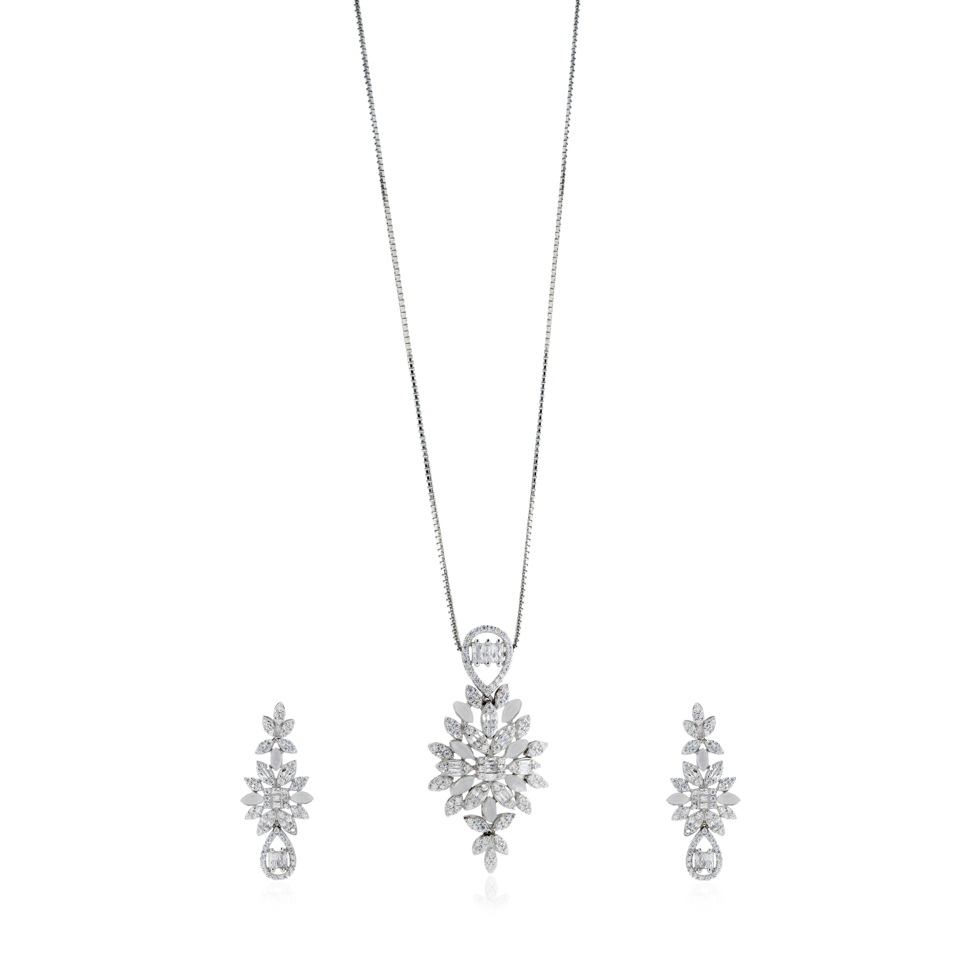 Ravani Pendant Set