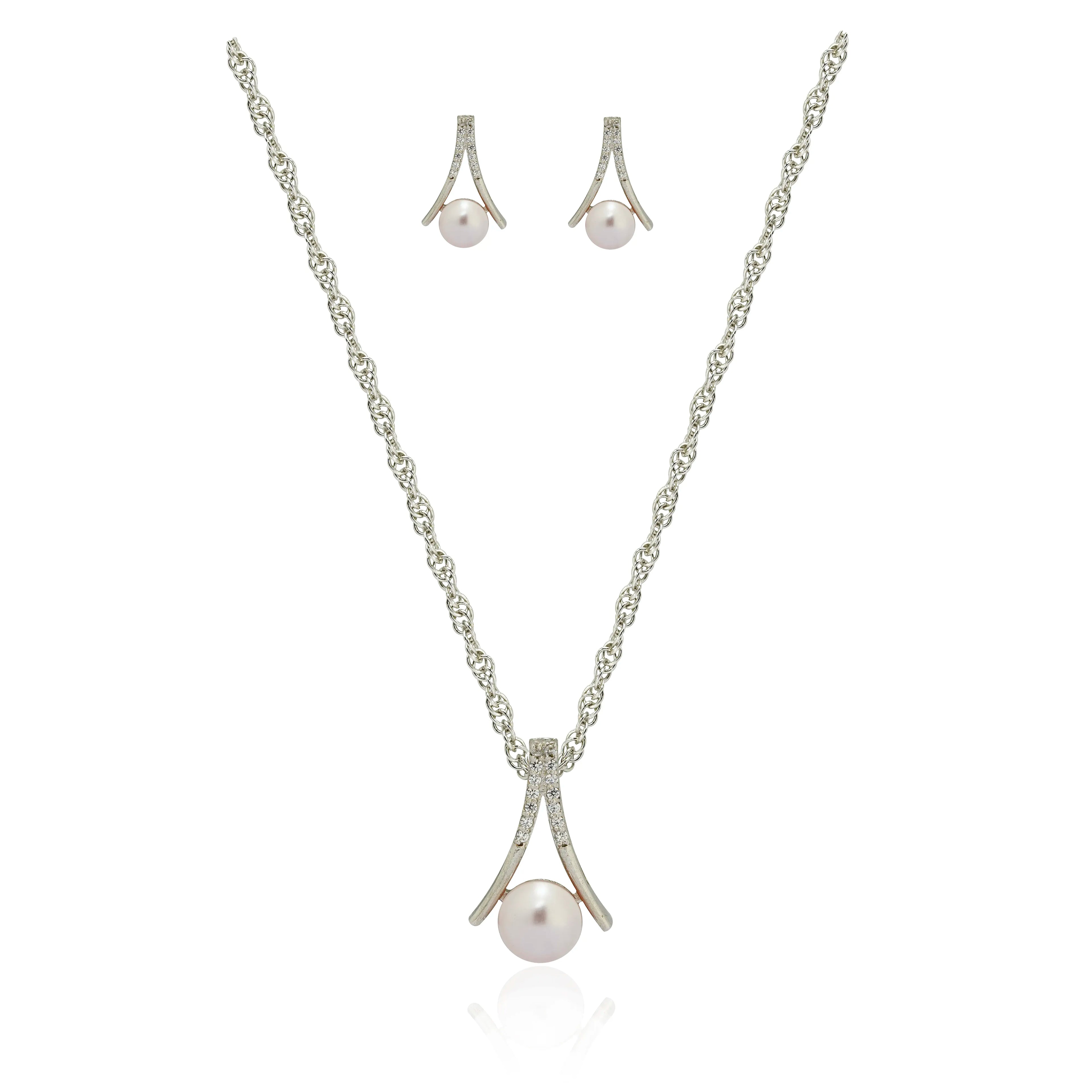 Nabhya Chain And Pendant Set