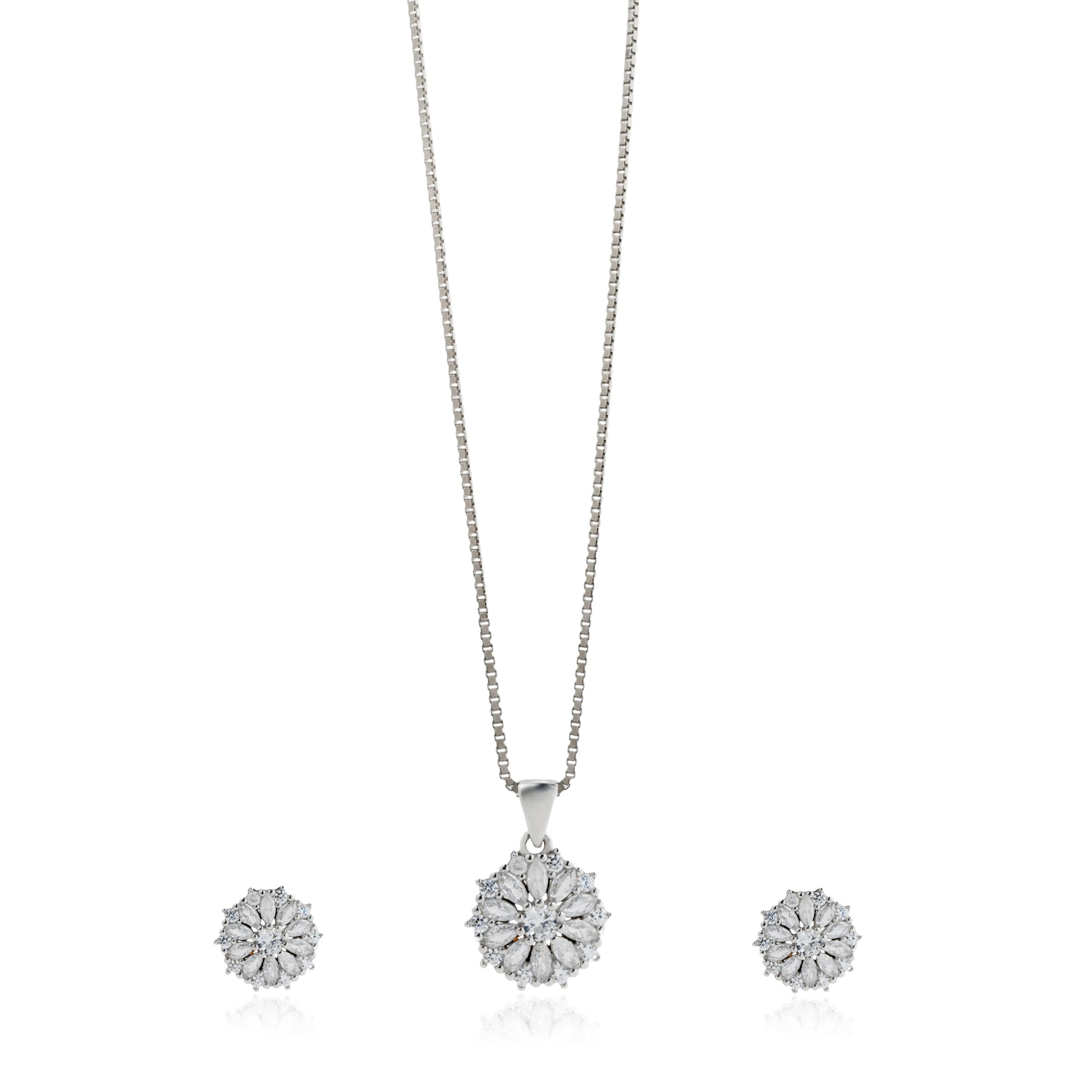 Kavria  Pendant Set