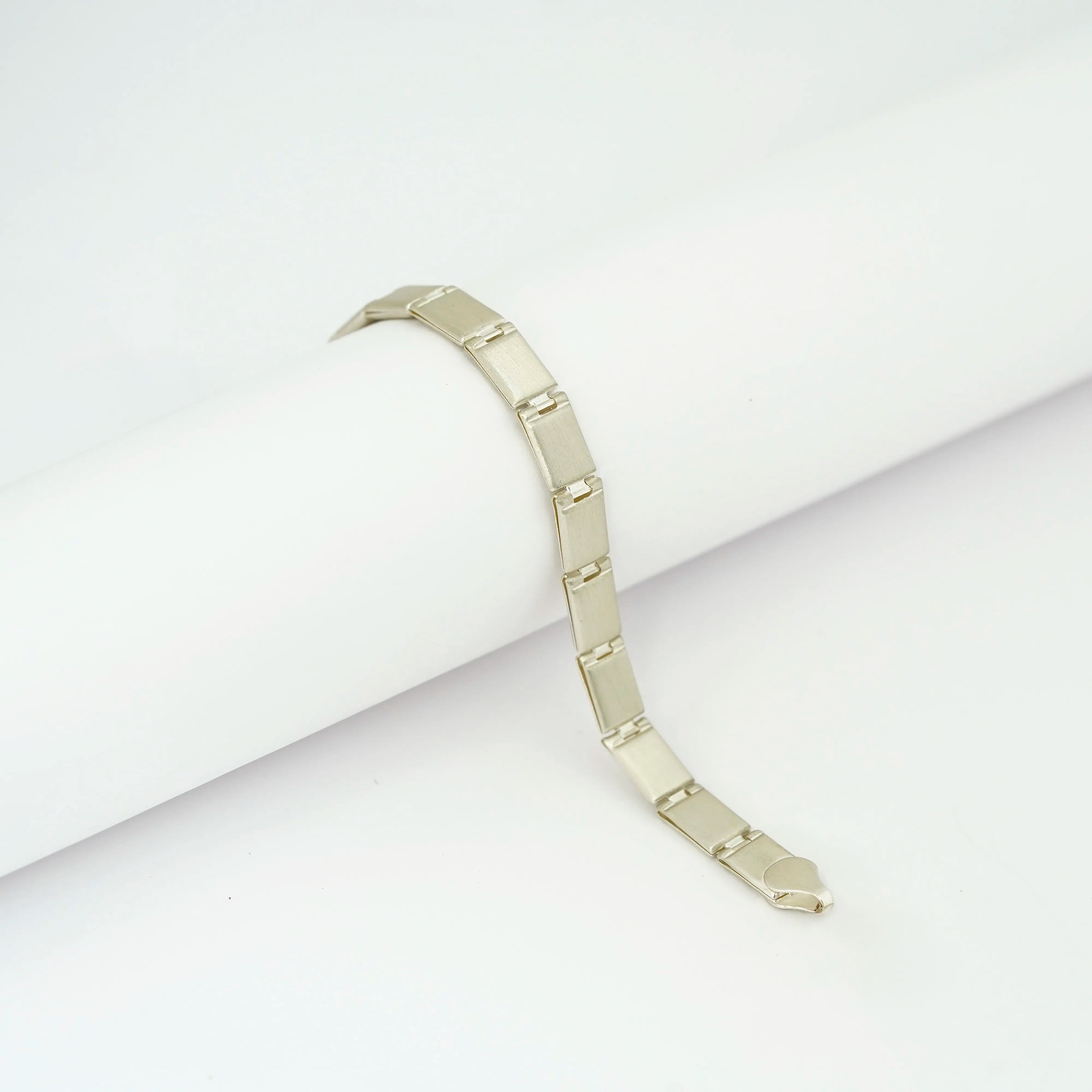 Tejyug Men's Bracelet