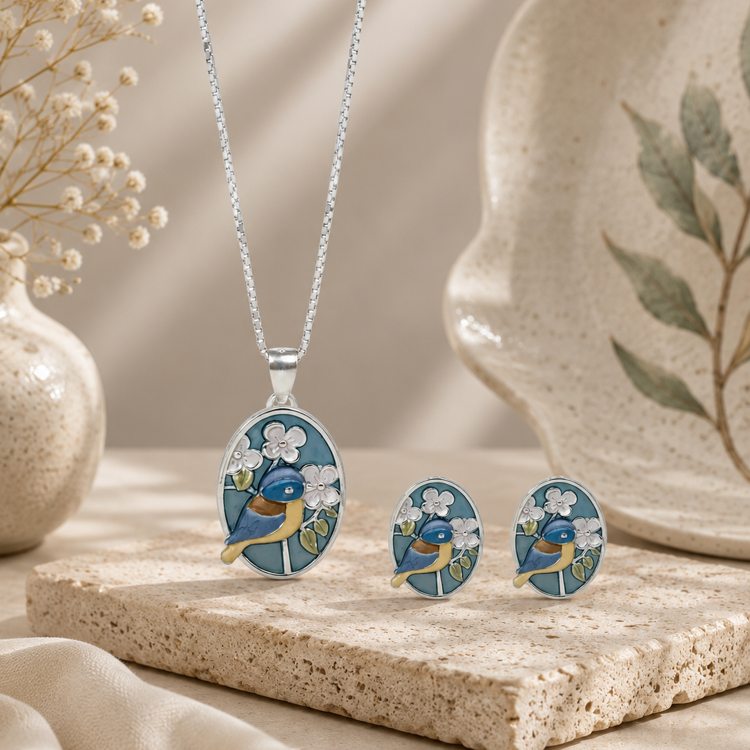 Nishigandha Pendant Set