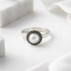 Aabhraa Ring
