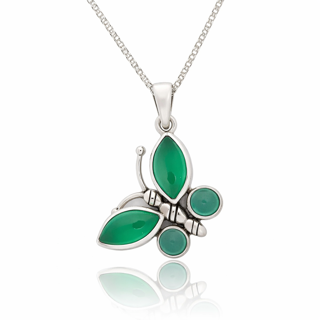 Veyara Pendant
