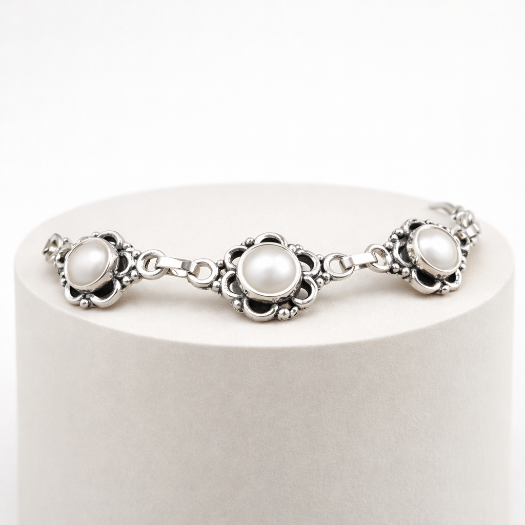 Shubhra Bracelet
