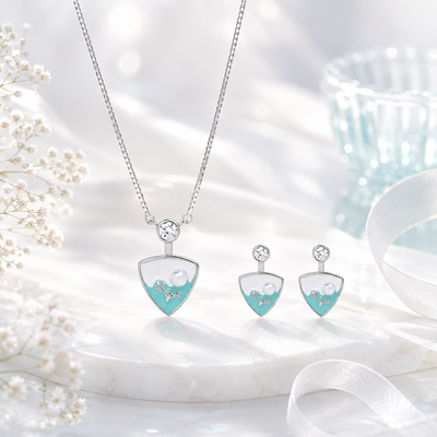 Arohi Pendant Set