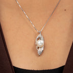 Aavya  Pendant Set