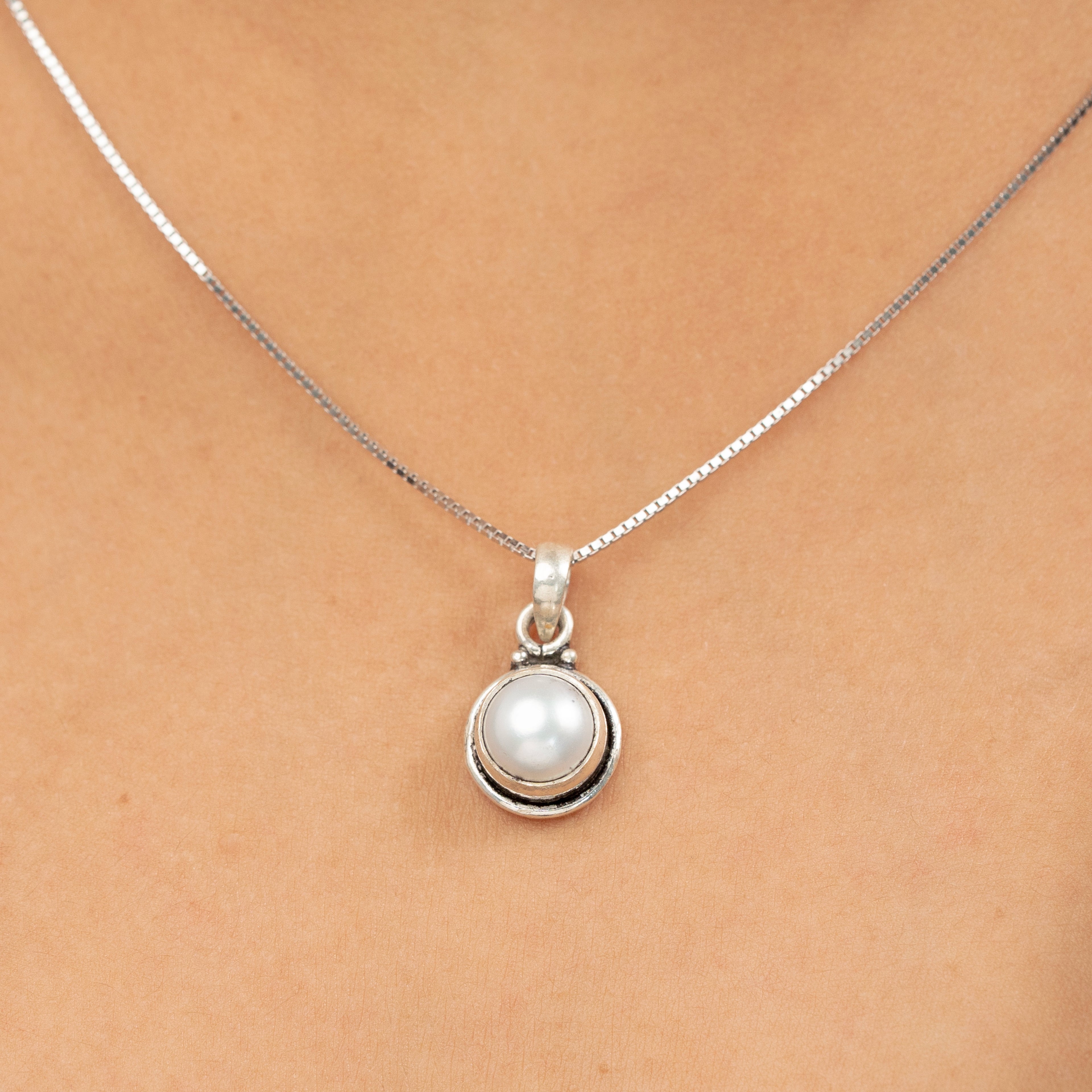 Padmari Pendant Set