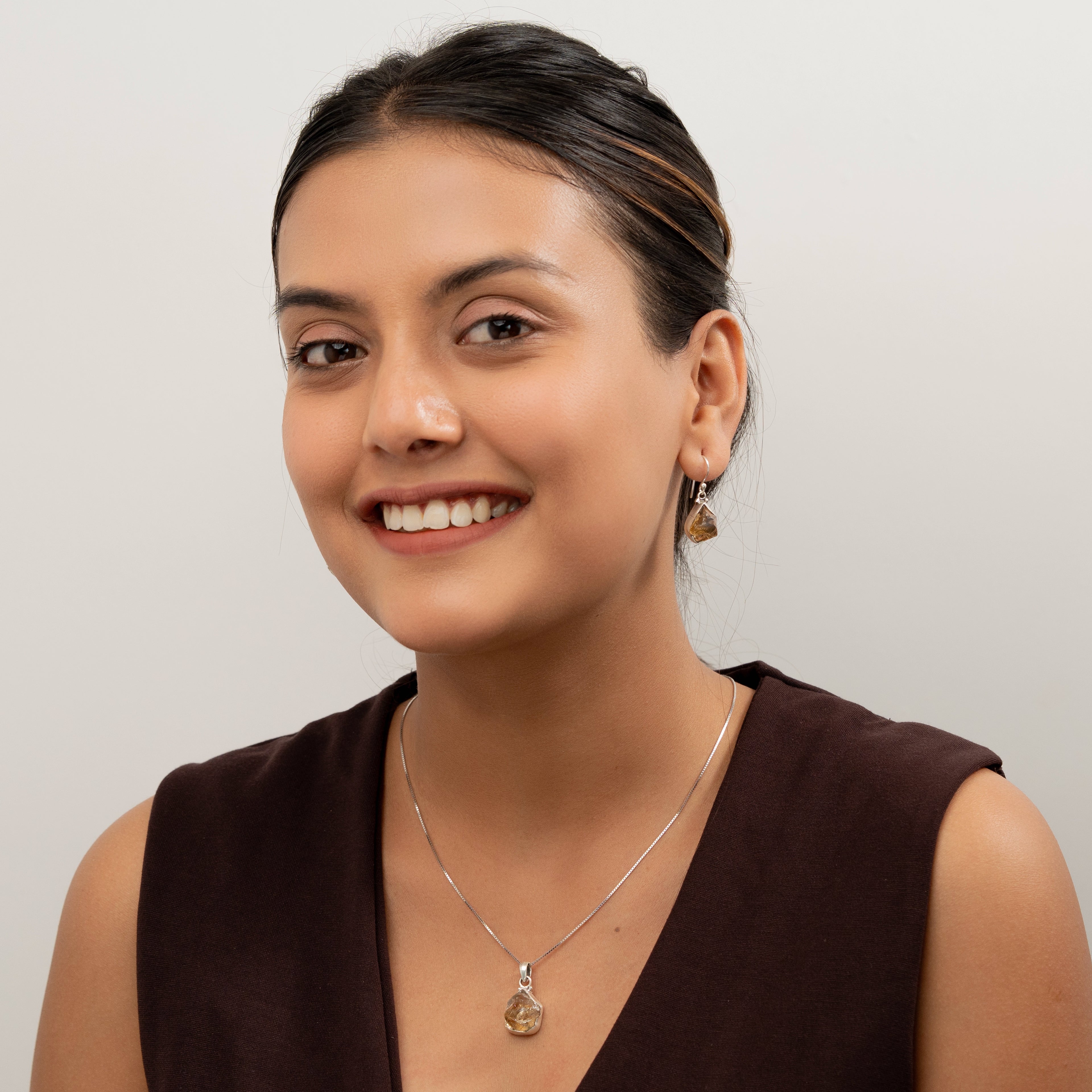 Maalori Chain And Pendant Set