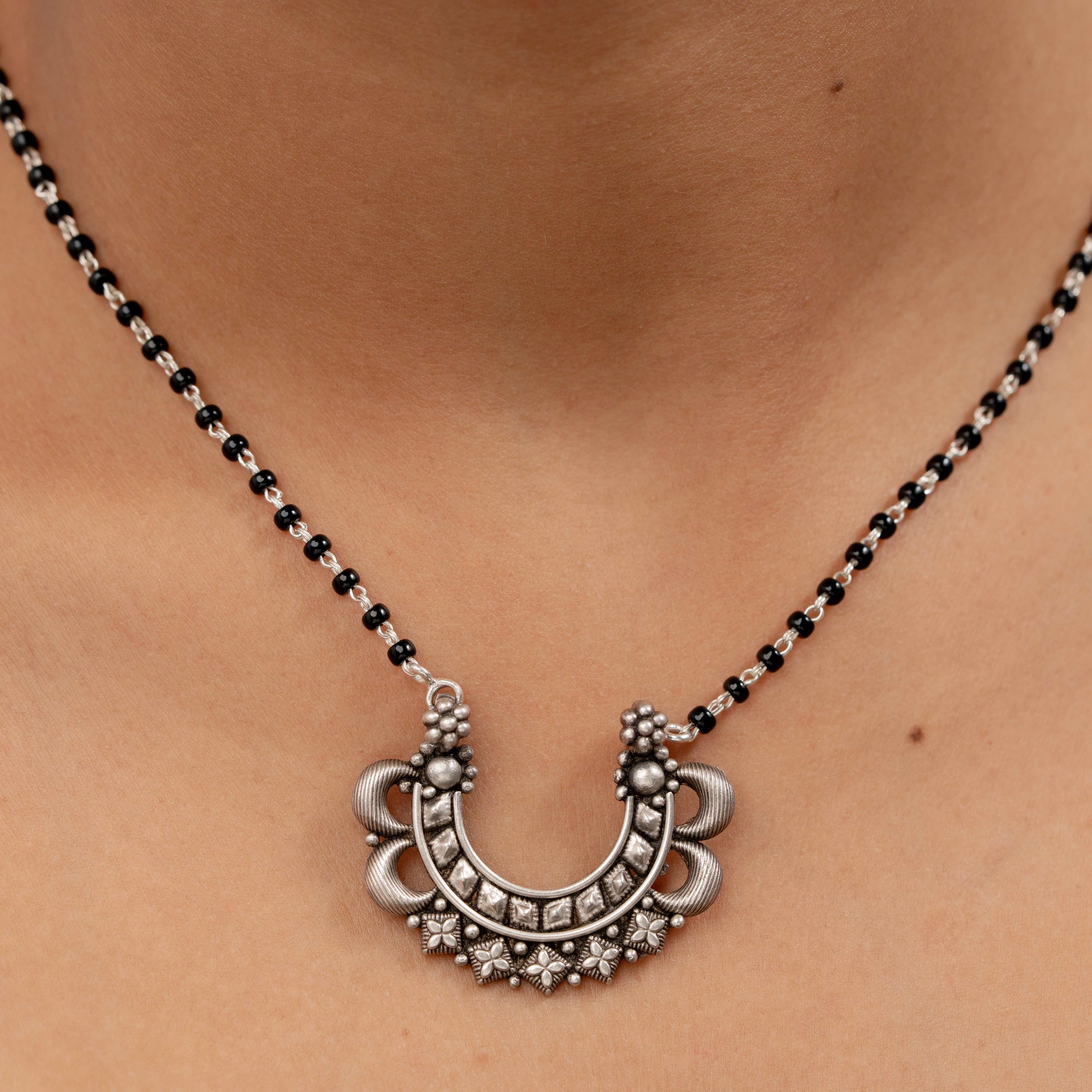 Hiranya Mangalsutra