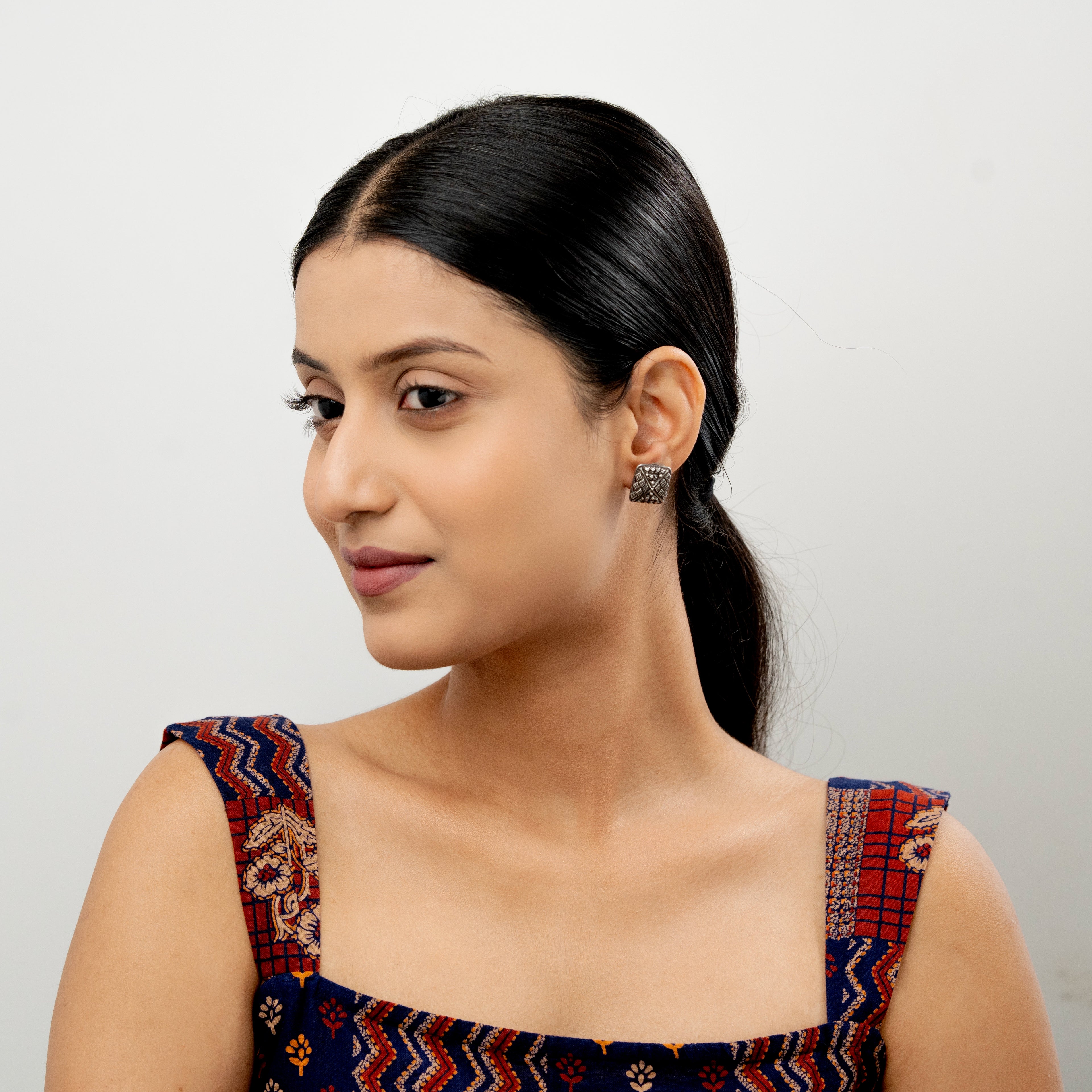 Lavrani  Earrings