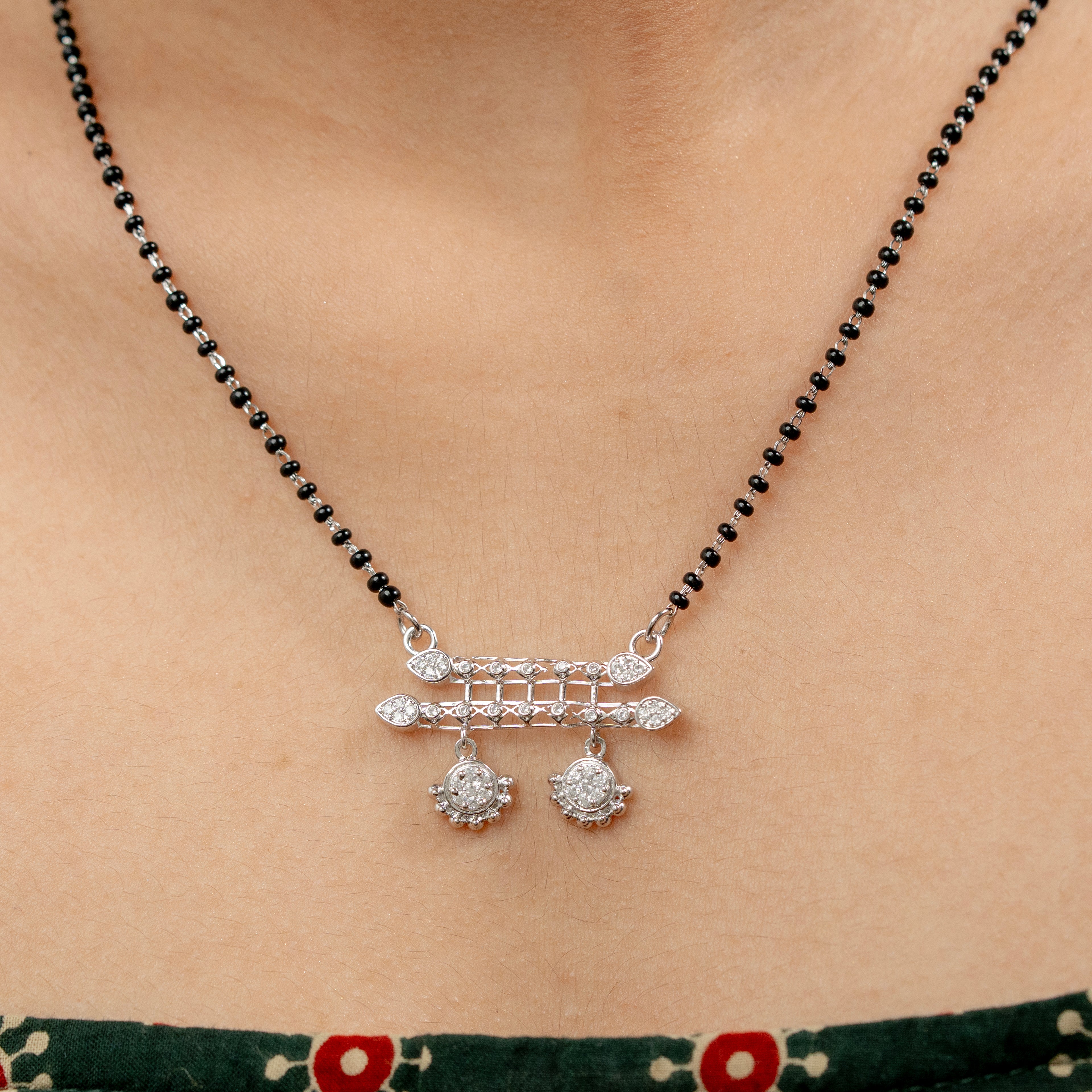 Komlira Mangalsutra