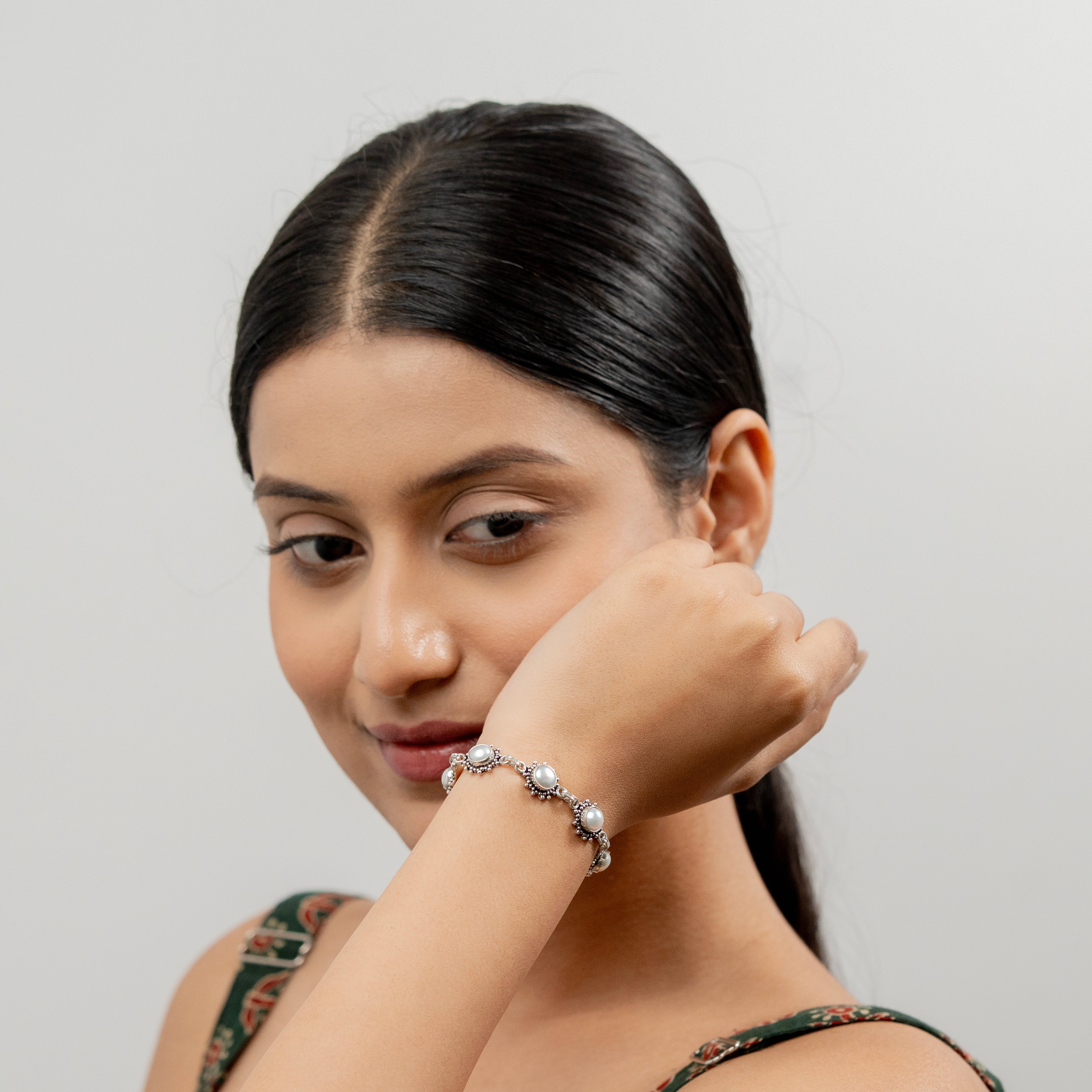Saara Bracelet