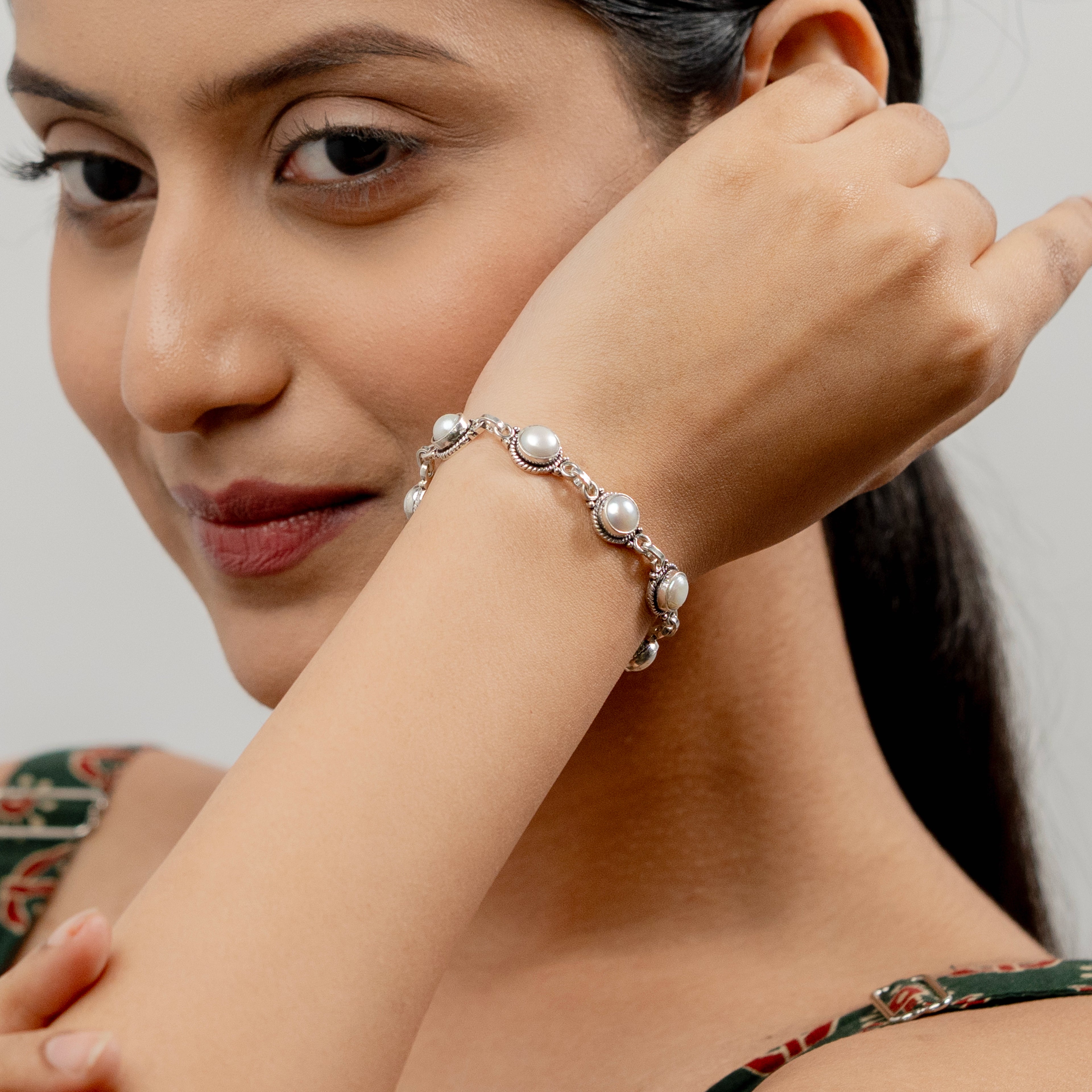Motiya Bracelet
