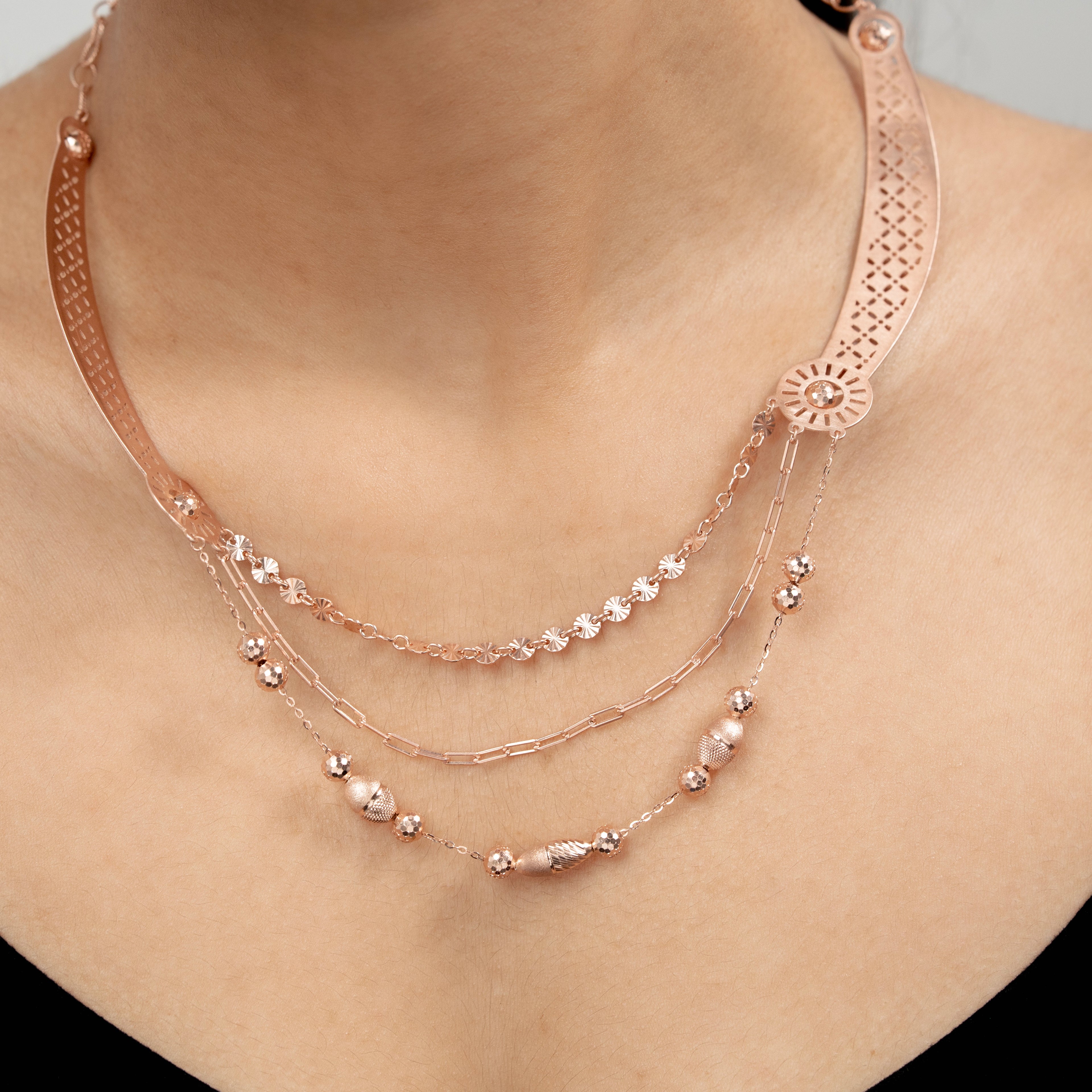 Rupnisha Necklace Set
