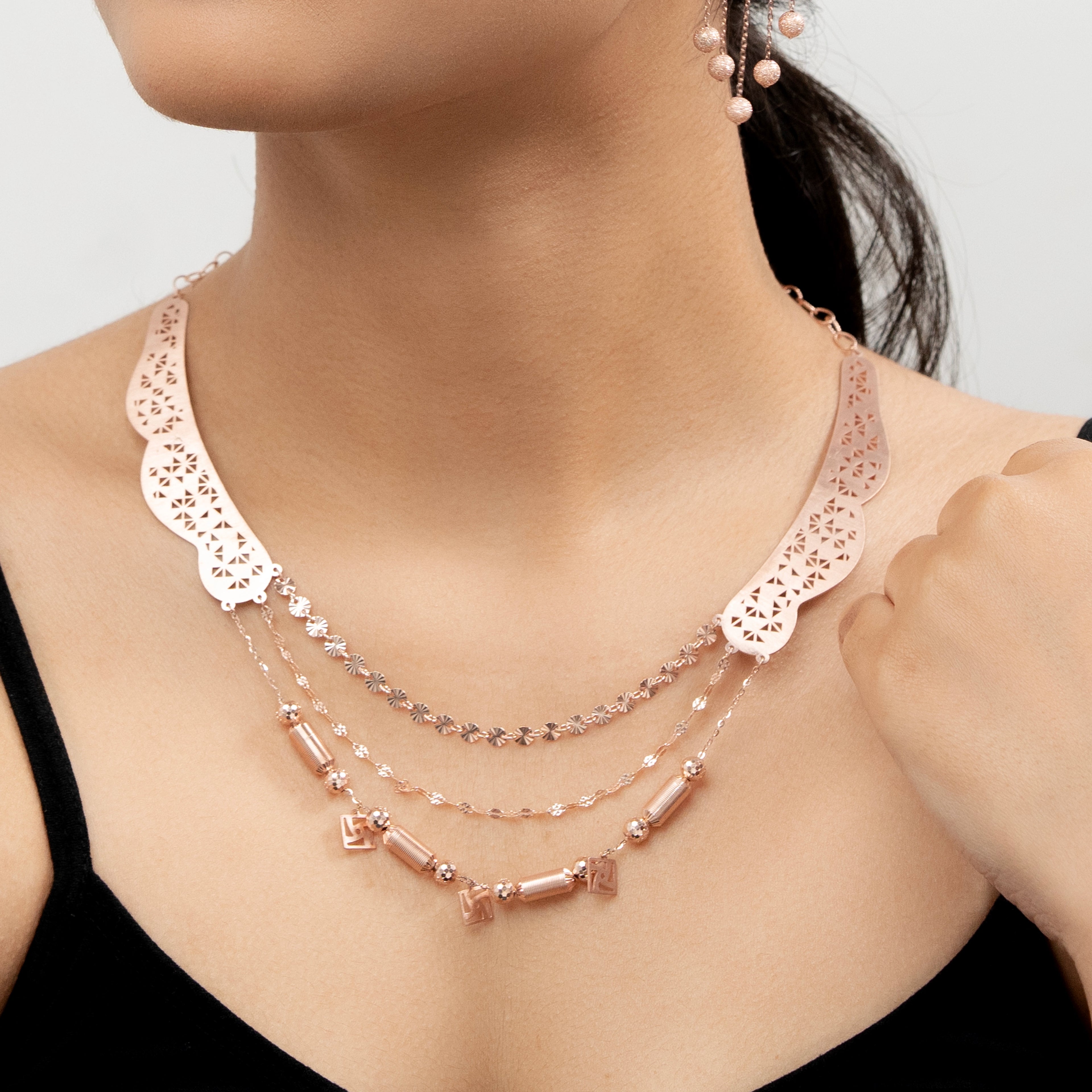 Raaginiyaa Necklace Set