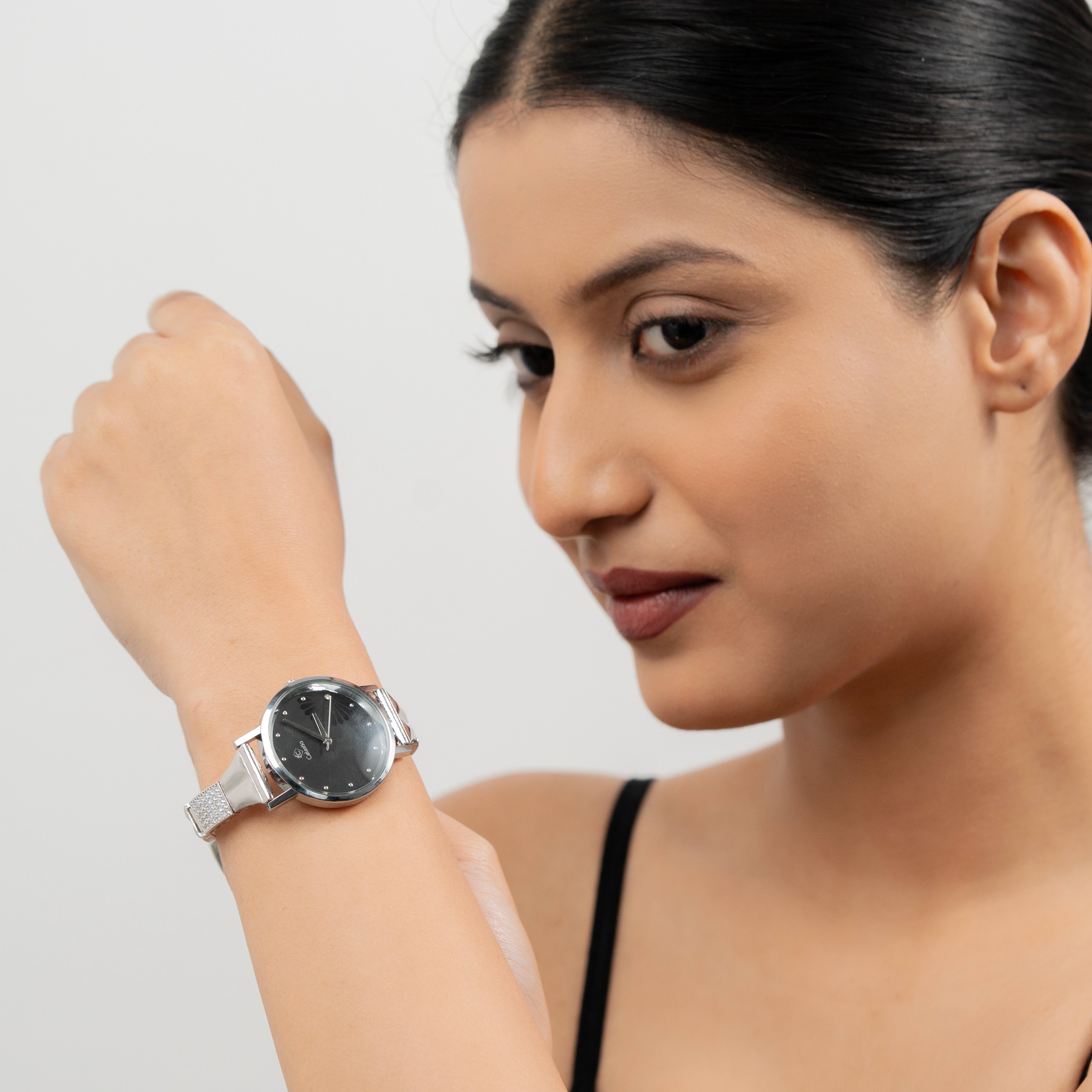 Rupvansh Silver Watch
