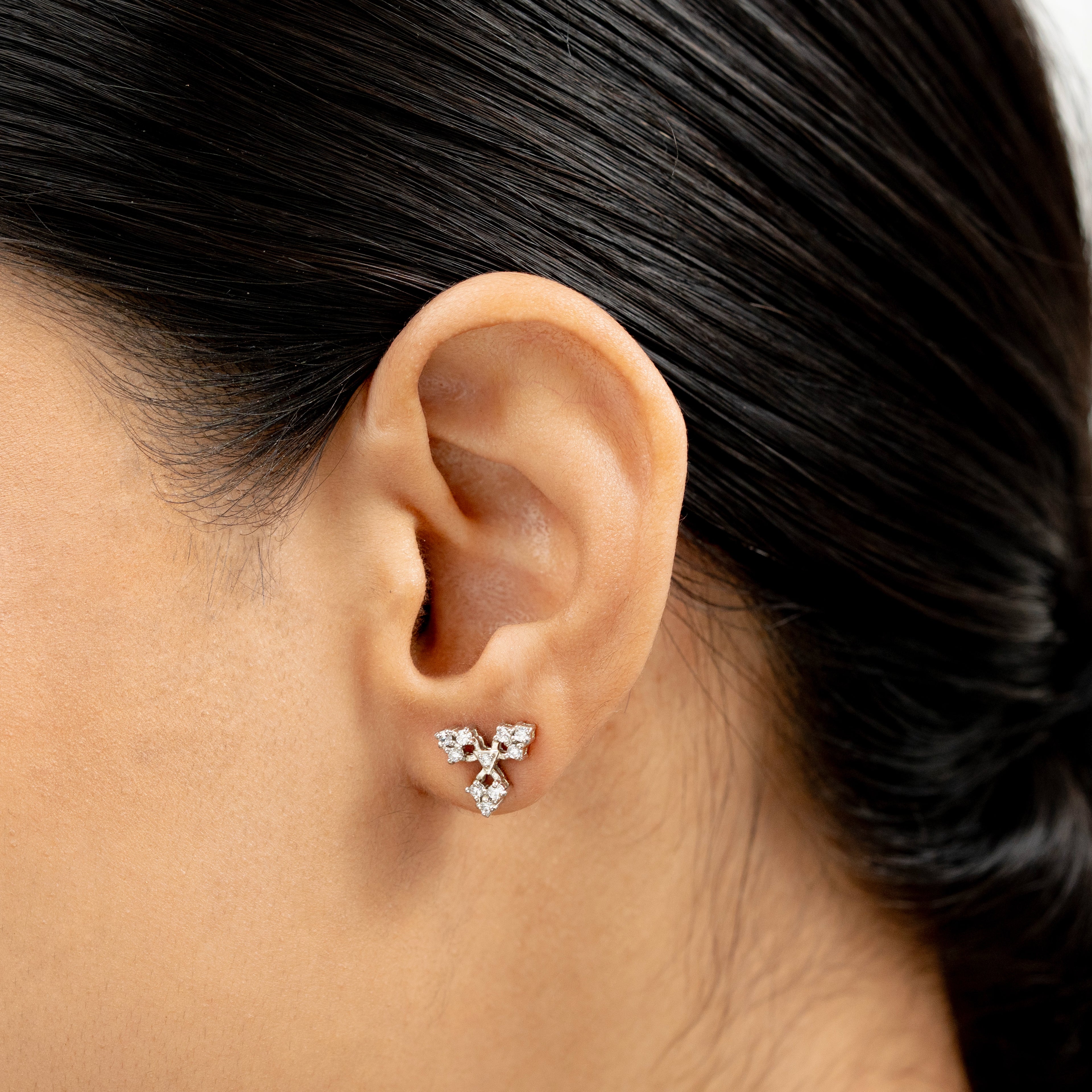 Kanti Chain And Pendant Set