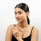 Tejara Chain And Pendant Set