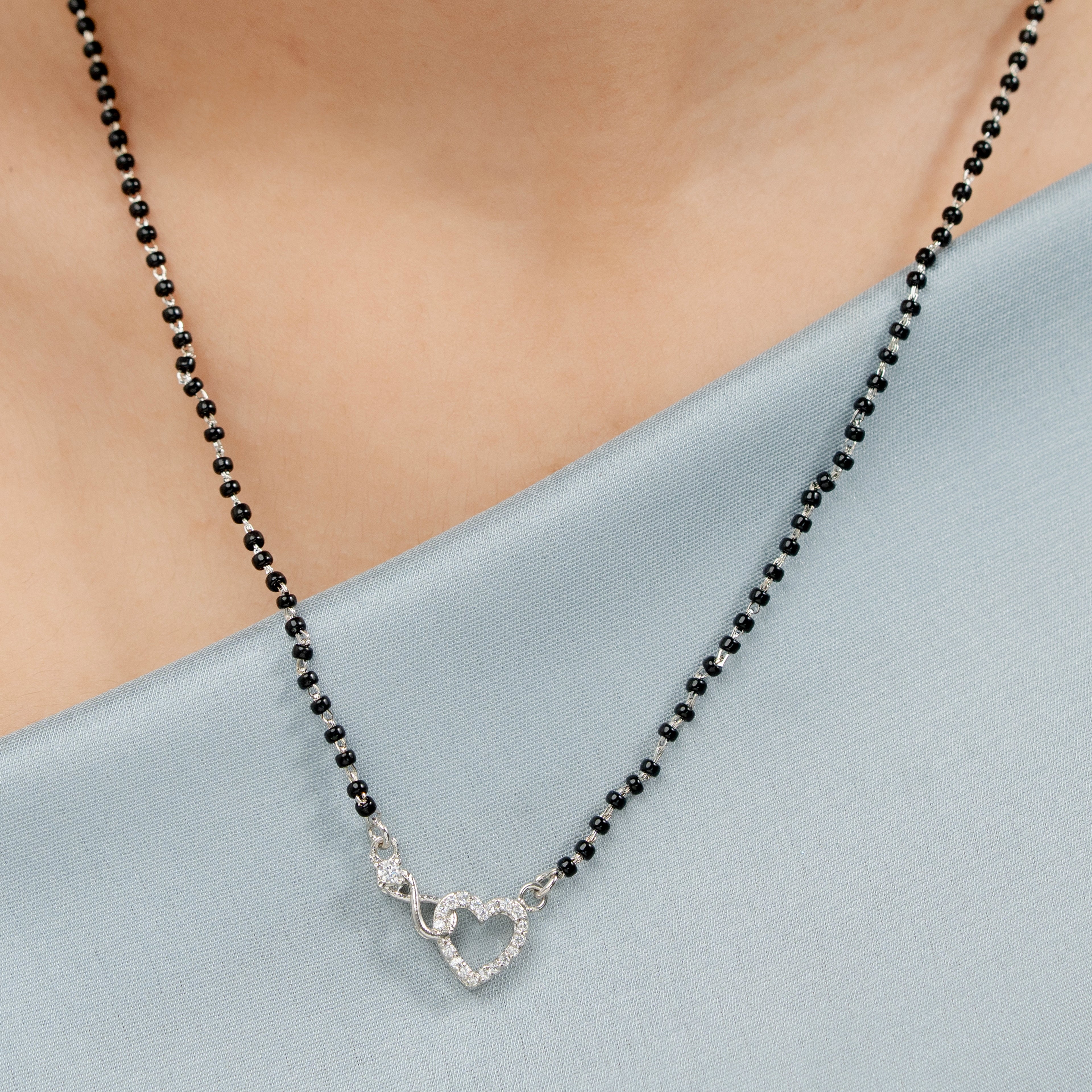 Sutramayee Mangalsutra Set
