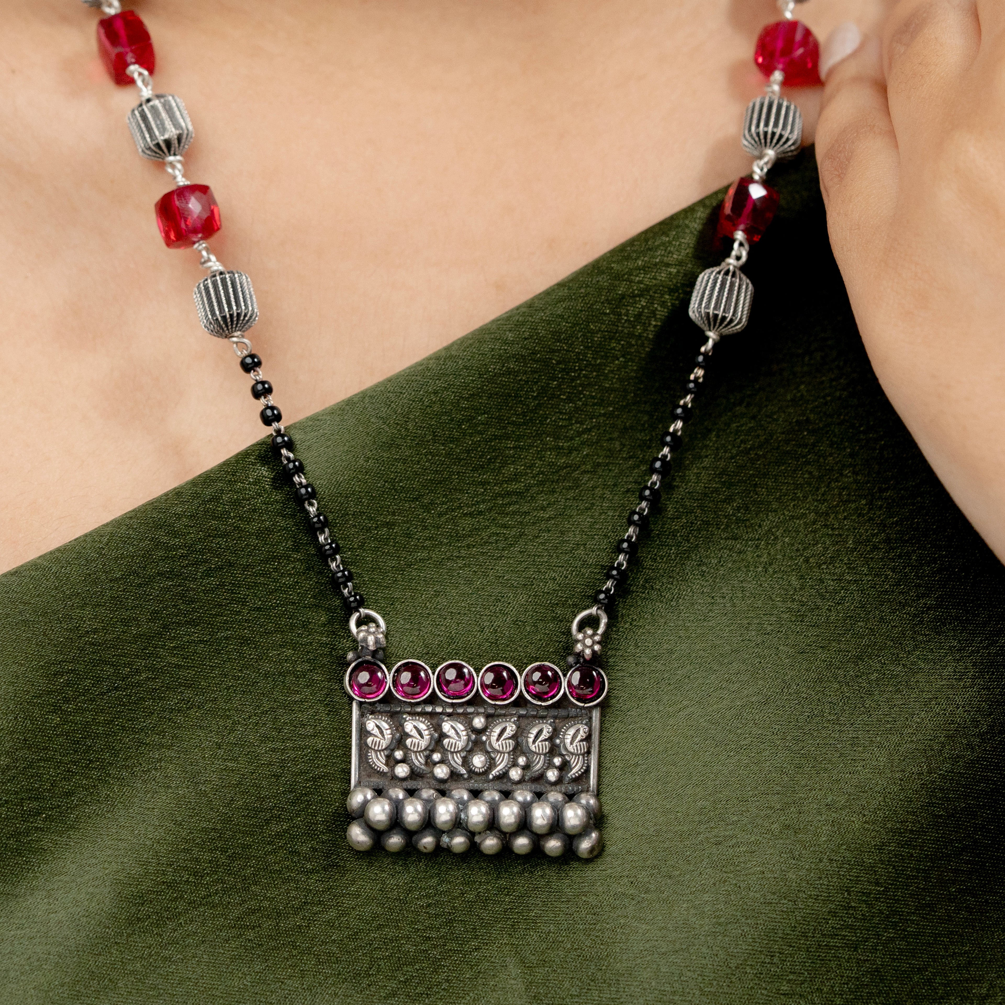 Aabheri Mangalsutra