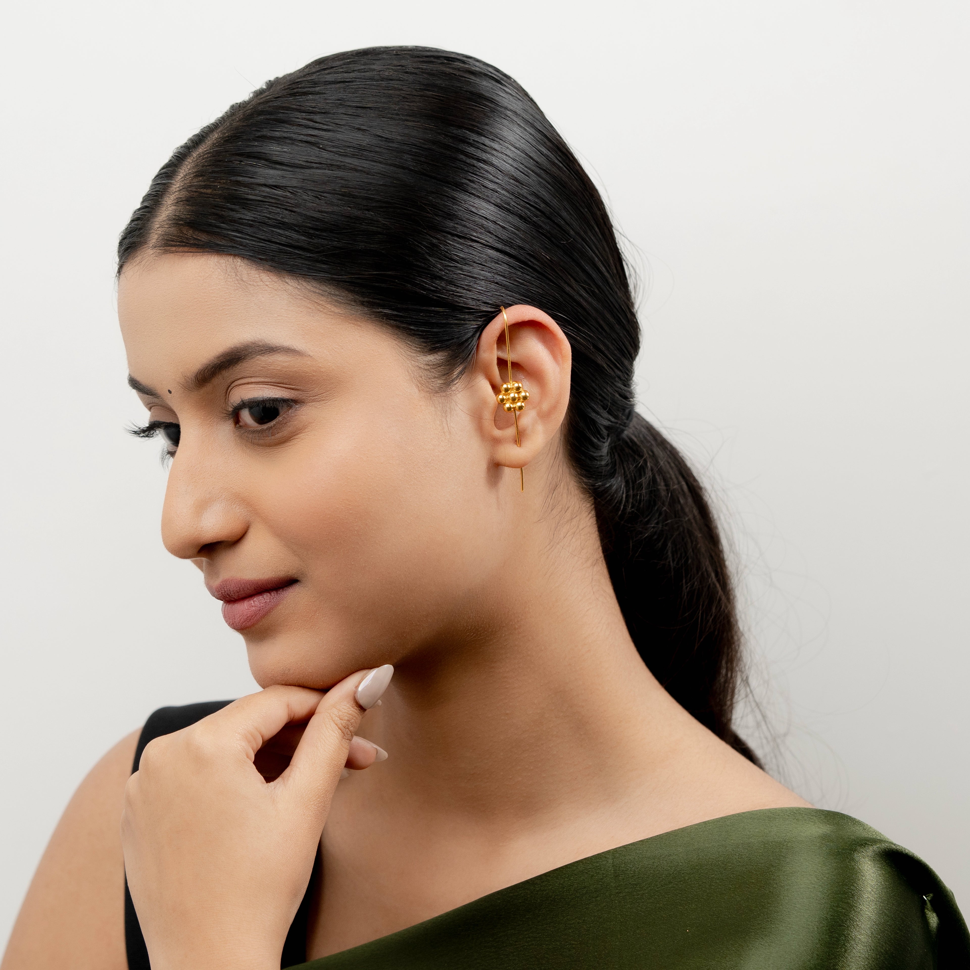HariniSaaj Earcuff