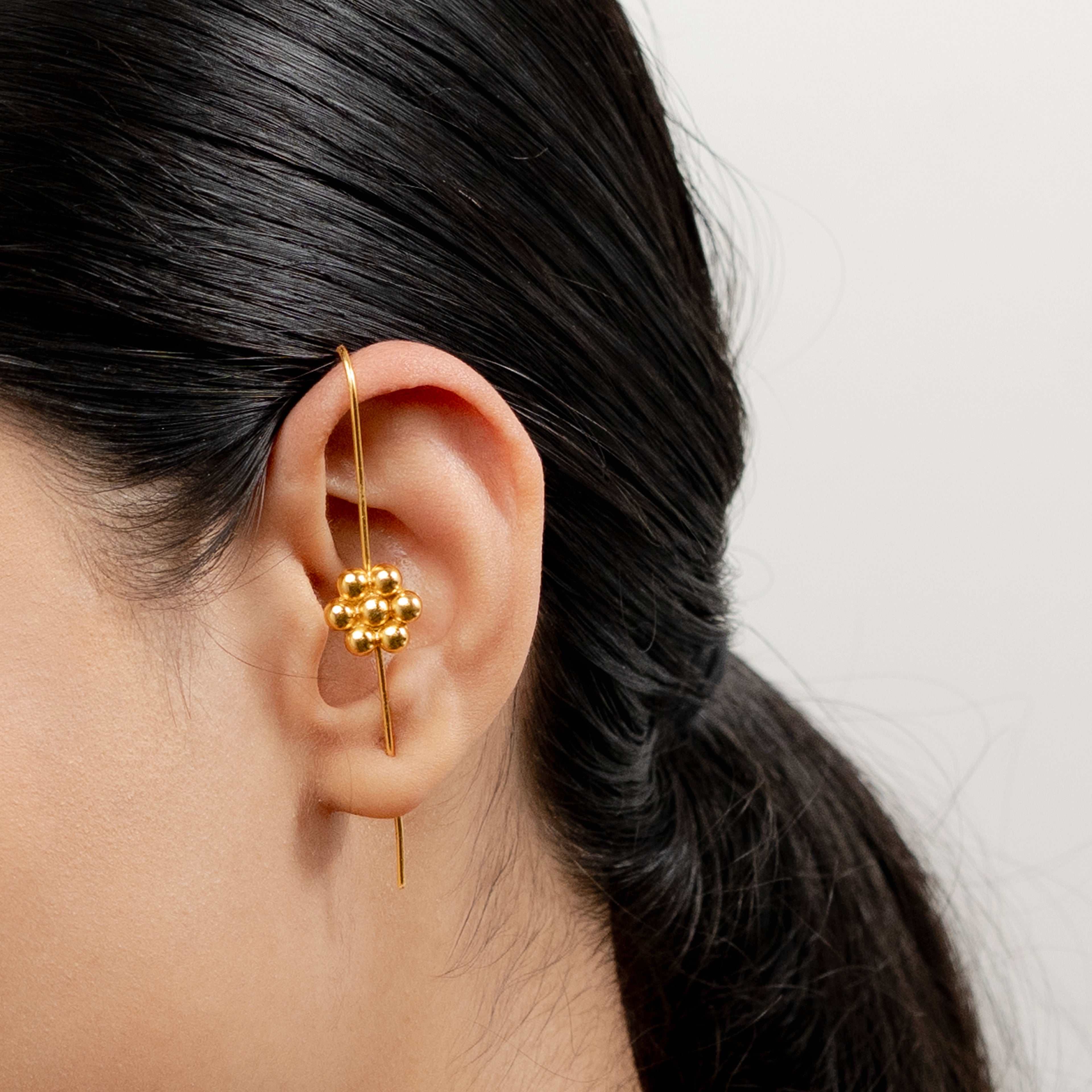 HariniSaaj Earcuff