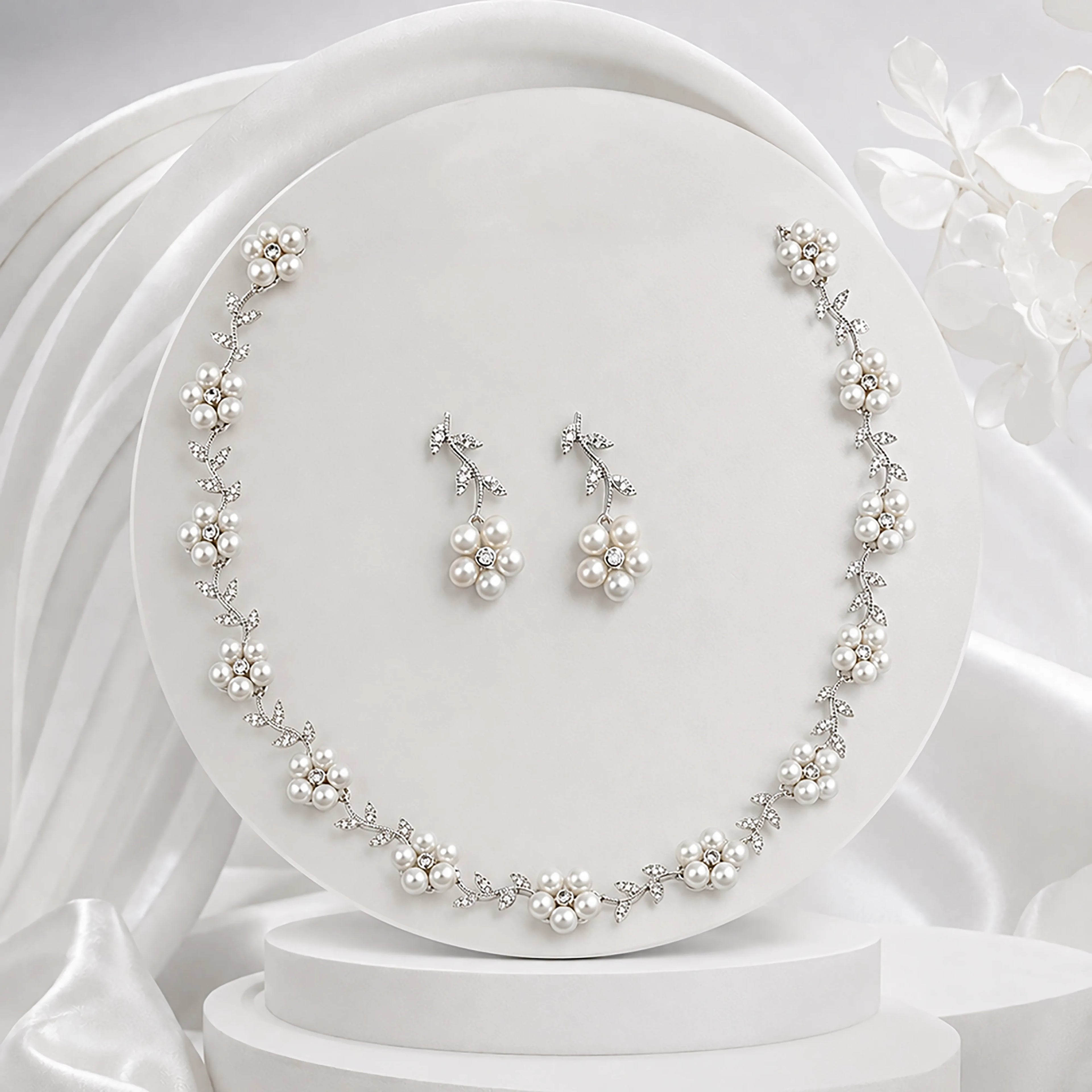 Taruni Necklace Set