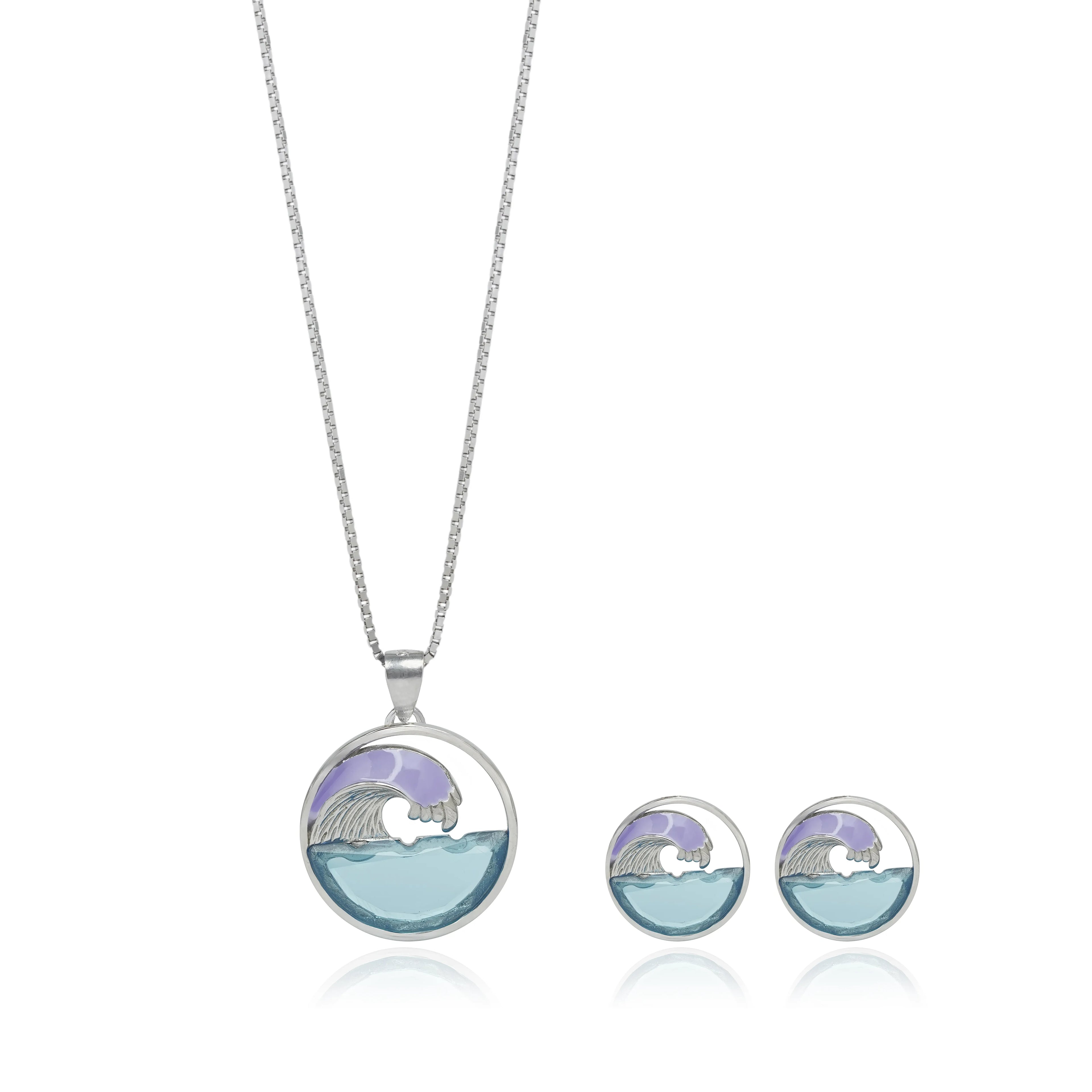 Neerja Pendant Set