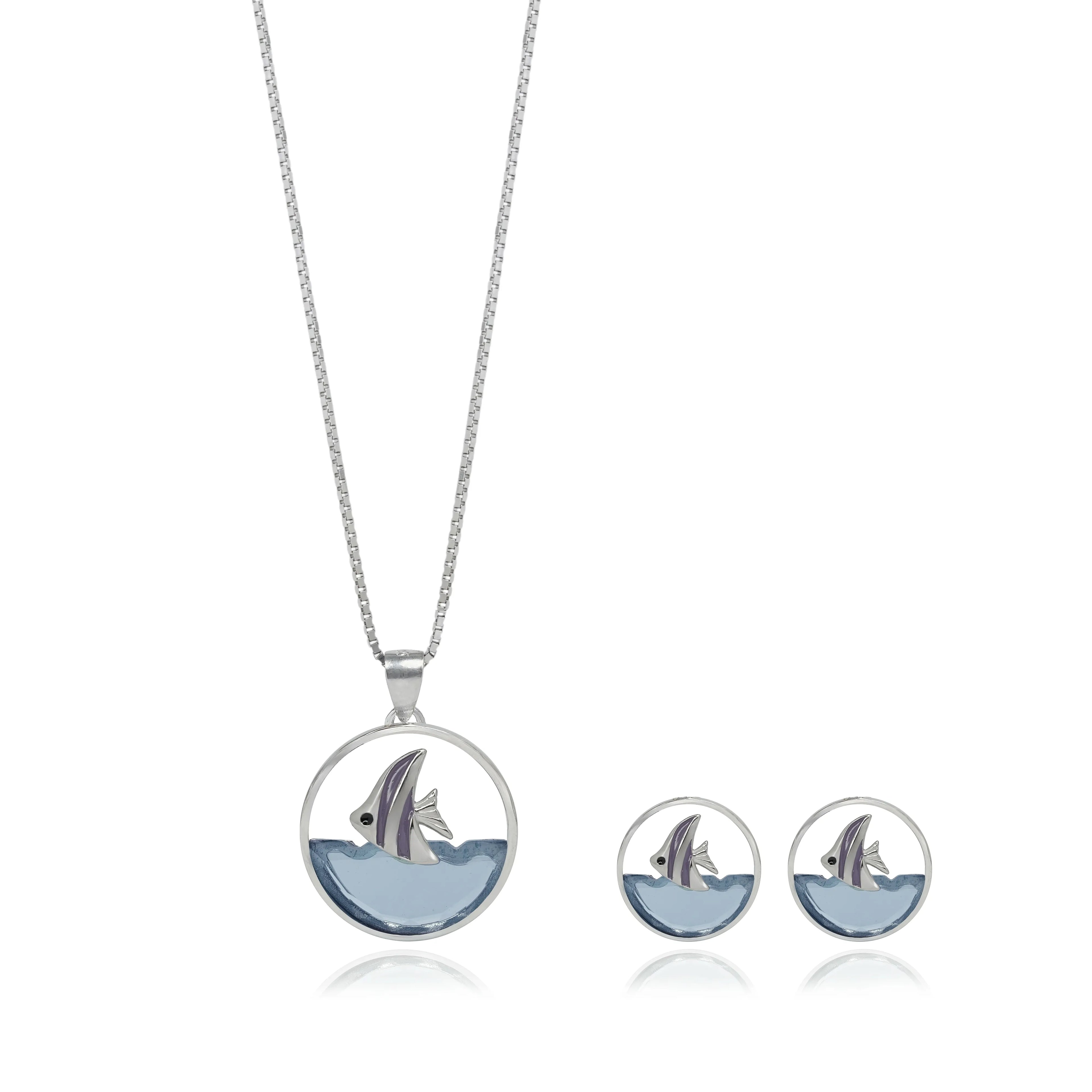 Urmi Pendant Set