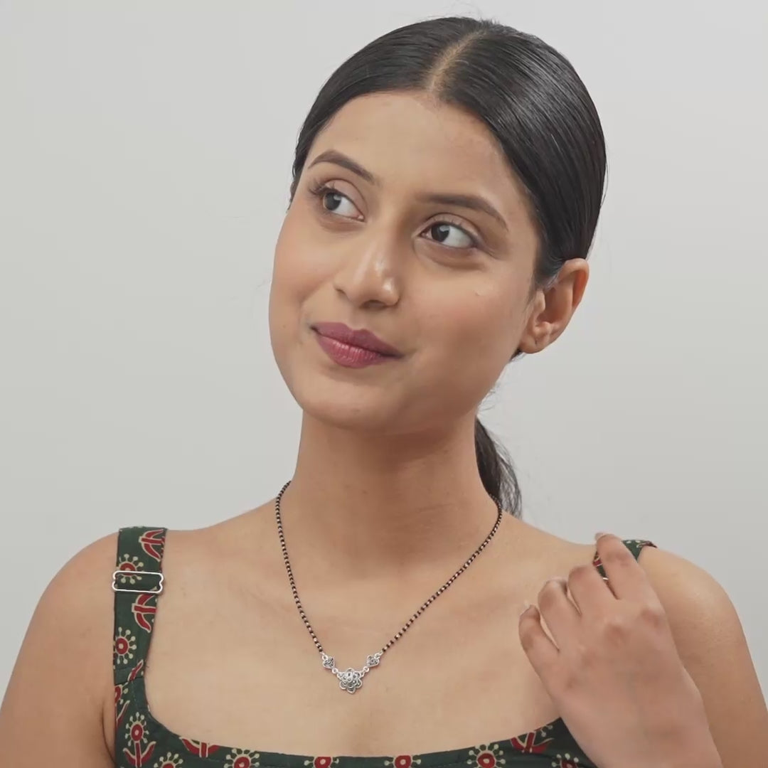 Mandira Mangalsutra