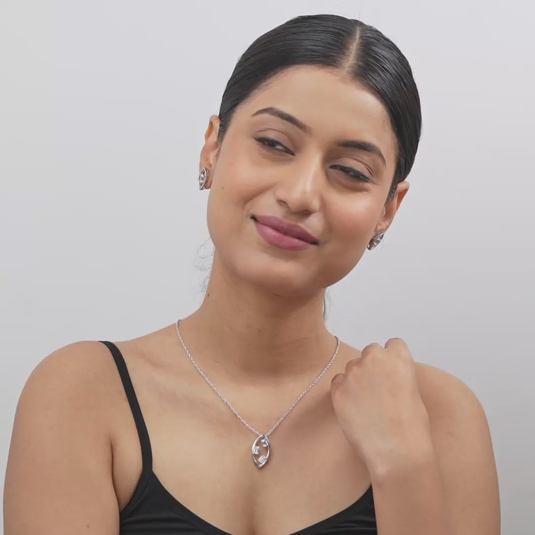 Tejara Chain And Pendant Set