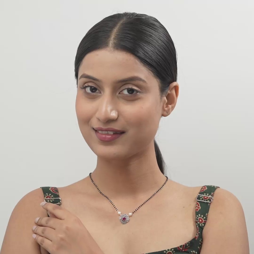 Pankhira Mangalsutra