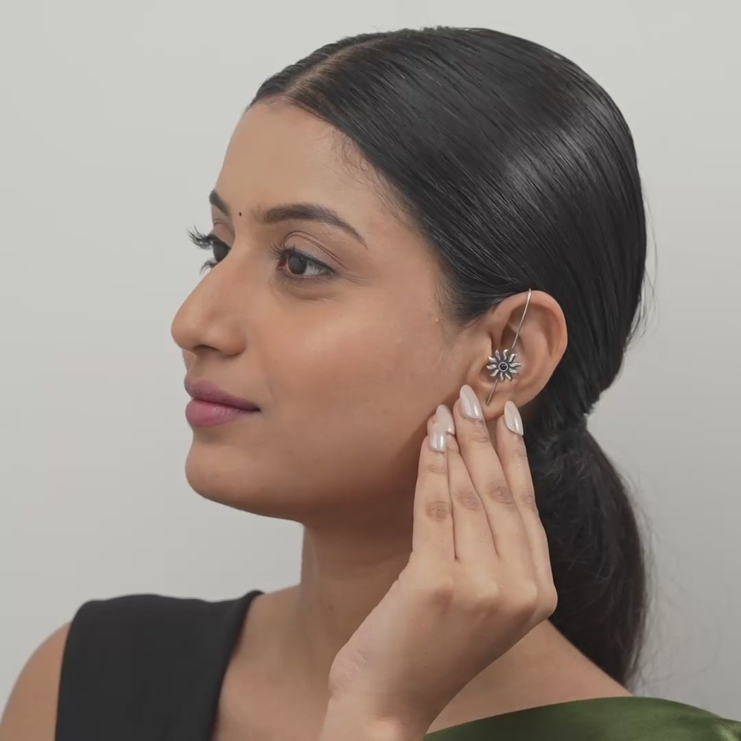 Nirmayaa Earcuff