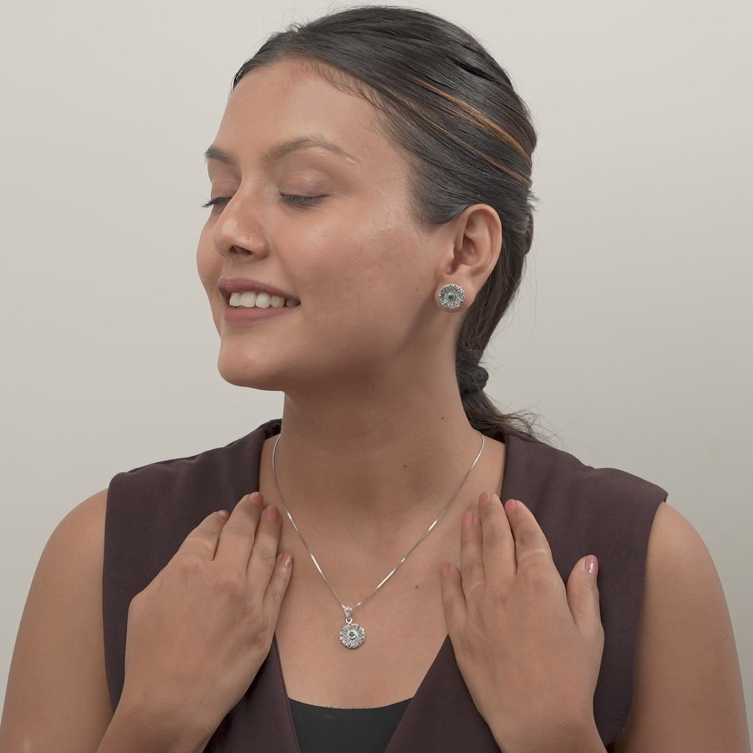 Varnali  Pendant Set