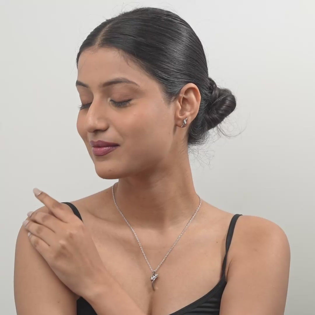 ChandBindu Chain And Pendant Set